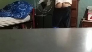 Sagging Pants Showing Ass