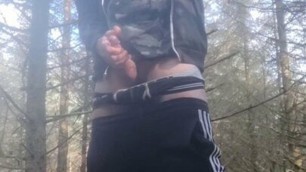 Scallyoscsr desperately pissing in the woods and cumming