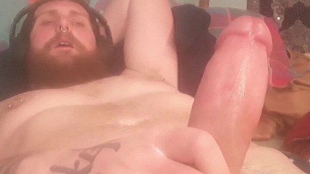 Cummdrumm – edging and cumming on you