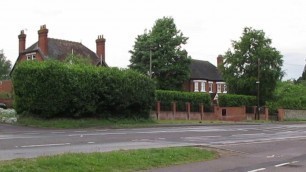 Naked at the roadside in West Malling